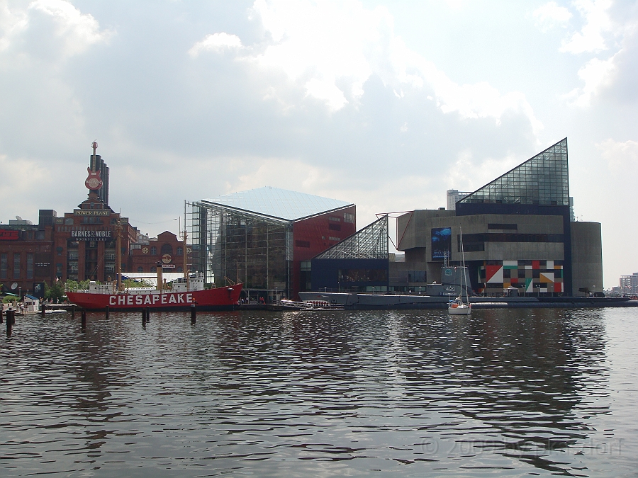 Baltimore [2009 July 02] 119.JPG - Scenes from Baltimore's Inner Harbor.